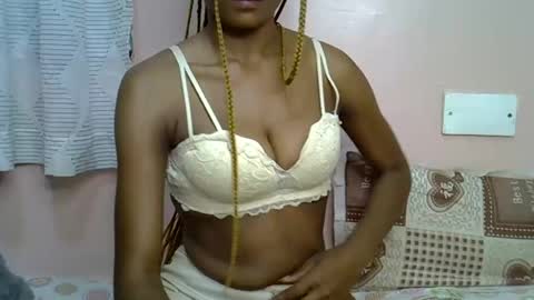 faizah_ online show from 03-26-26, 12:50