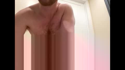 Snapshot of faizerback chatting on 04-08-26, 11:32 so horny make me cum online show from 04-08-26, 11:32