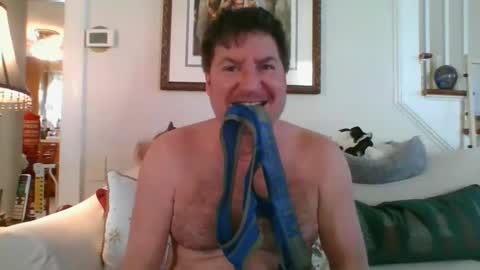 falconbator8 online show from 12-14-24, 04:31