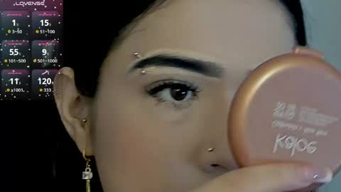 Snapshot of faloonroussel chatting on 05-06-26, 06:24 Faloon online show from 05-06-26, 06:24