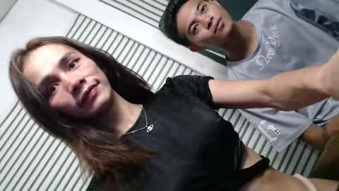 Snapshot of familystroke_twinny8 chatting on 04-28-26, 02:27 Alexandra x Alexandro online show from 04-28-26, 02:27