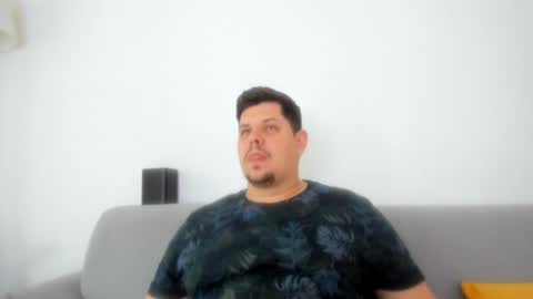 Snapshot of famousboy1 chatting on 06-13-26, 10:13 YoungChris online show from 06-13-26, 10:13
