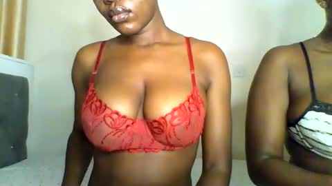 fancyfingers1  online show from 06-11-26, 02:53