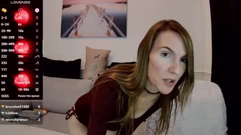 Fanny online show from 11-16-25, 01:55