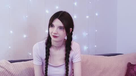 Kim online show from 01-28-25, 04:08