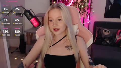 Lisa online show from 03-27-26, 01:44