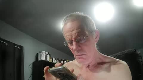 fantasyresort online show from 10-27-25, 02:59