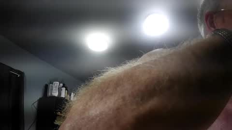 fantasyresort online show from 10-28-25, 03:10