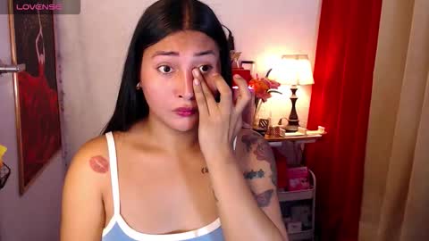Snapshot of farrah_usan chatting on 03-12-26, 10:54 farrah_usan online show from 03-12-26, 10:54