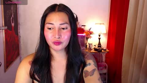 Snapshot of farrah_usan chatting on 03-19-26, 11:58 farrah_usan online show from 03-19-26, 11:58