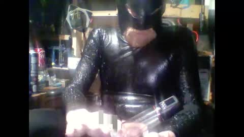 Snapshot of fasteddyuc chatting on 01-13-25, 07:32 fasteddyuc online show from 01-13-25, 07:32