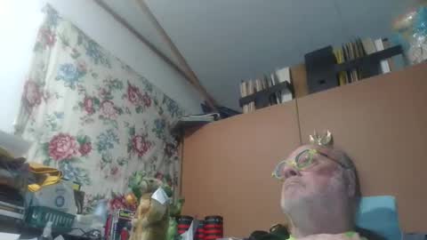 Fred. online show from 05-15-26, 11:56