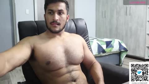 Snapshot of fatherfly001 chatting on 01-12-26, 10:48 fatherfly001 online show from 01-12-26, 10:48