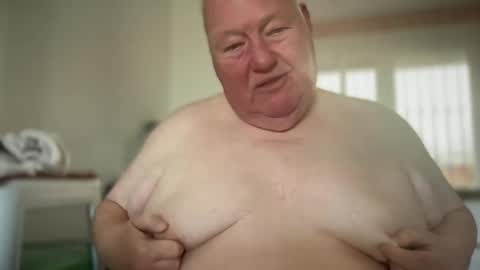 fatslutcutey online show from 12-02-24, 01:13