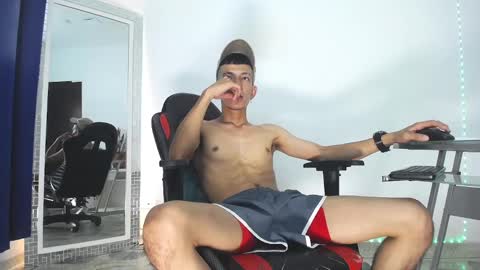 Favel Gomez online show from 12-02-24, 04:31