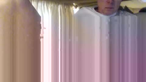 Snapshot of fdguy44 chatting on 12-01-25, 07:52 K online show from 12-01-25, 07:52