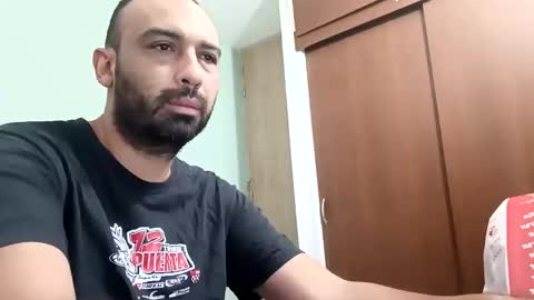 Snapshot of federikofer2 chatting on 03-23-26, 11:47 federico online show from 03-23-26, 11:47