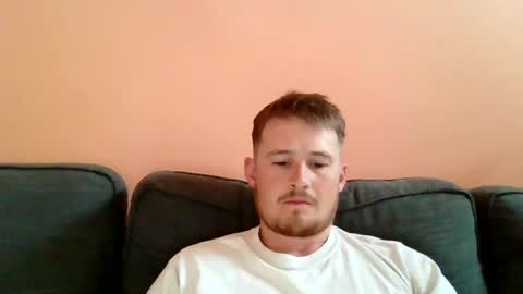 Yung English Man online show from 05-02-26, 01:05