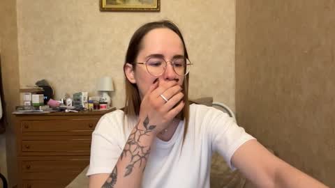 Mary online show from 04-09-26, 07:14