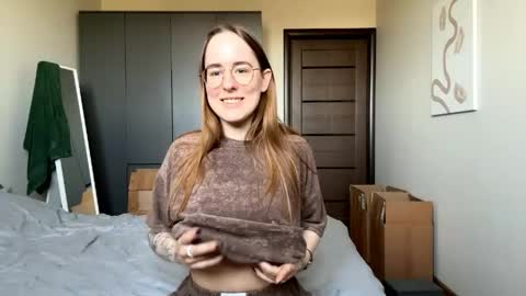 Mary online show from 04-22-26, 08:39