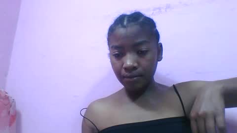 Snapshot of felice364342 chatting on 05-14-26, 05:25 felice364342 online show from 05-14-26, 05:25