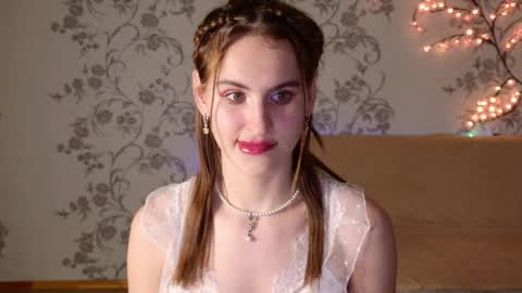 Frida online show from 03-28-26, 07:35