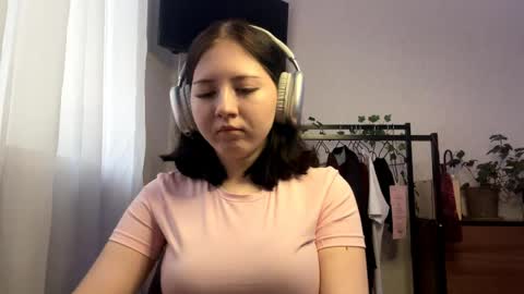 Candy online show from 04-20-26, 01:58