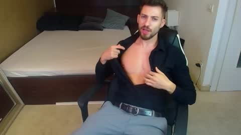 Snapshot of felixrook chatting on 07-15-26, 04:07 FelixRook online show from 07-15-26, 04:07