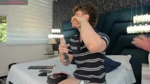 Snapshot of femboy_max chatting on 06-29-26, 11:54 Femboy Max online show from 06-29-26, 11:54