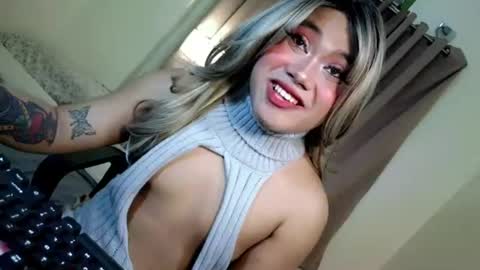 Snapshot of femboy_veronica chatting on 06-10-26, 10:36 femboy_veronica online show from 06-10-26, 10:36