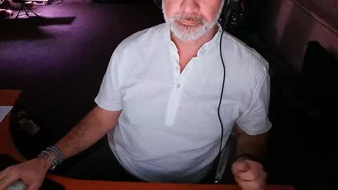 Piggy online show from 02-07-25, 01:36