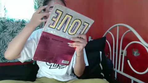 Snapshot of feminine_tsx chatting on 04-02-26, 04:43 feminine_tsx online show from 04-02-26, 04:43