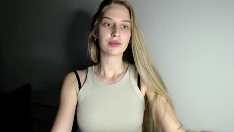 Femke online show from 10-09-25, 09:24