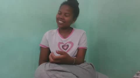 fenou122745 online show from 11-26-25, 06:36