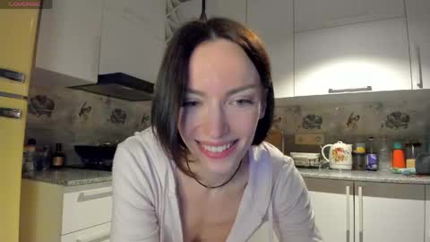 Leya online show from 04-18-26, 05:28