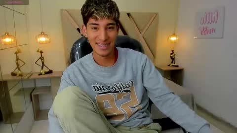 FER PHOENIX online show from 03-05-26, 03:24