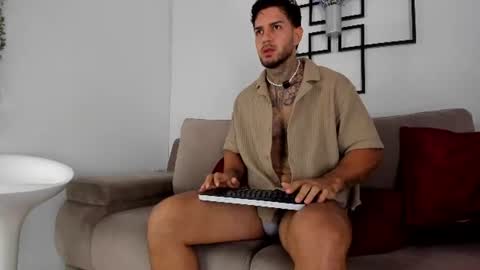 Snapshot of ferxomagno chatting on 06-28-26, 04:02 ferxomagno online show from 06-28-26, 04:02