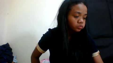 Snapshot of fetranialdy chatting on 06-06-26, 04:23 fetranialdy online show from 06-06-26, 04:23