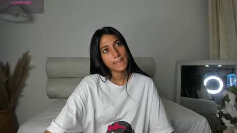 Freyja  online show from 09-30-25, 12:48