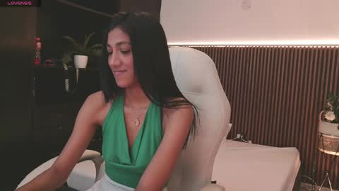 Freyja  online show from 04-01-26, 12:11