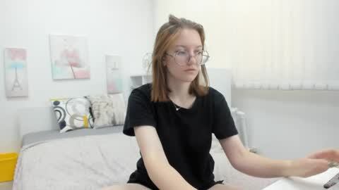 Mary online show from 05-27-26, 05:15