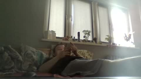 filipek757 online show from 04-11-26, 09:02