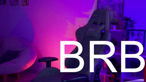 Snapshot of filipinaadams chatting on 12-15-24, 11:55 cap and Lana online show from 12-15-24, 11:55