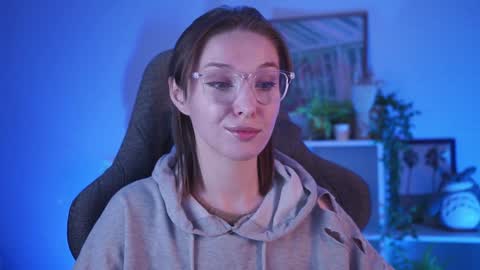 Snapshot of filipinaadams chatting on 01-11-25, 09:04 cap and Lana online show from 01-11-25, 09:04