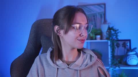 Snapshot of filipinaadams chatting on 01-11-25, 12:07 cap and Lana online show from 01-11-25, 12:07