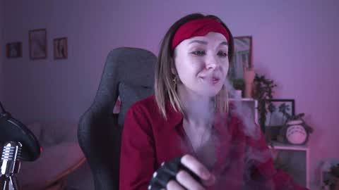 Snapshot of filipinaadams chatting on 01-17-25, 08:13 cap and Lana online show from 01-17-25, 08:13