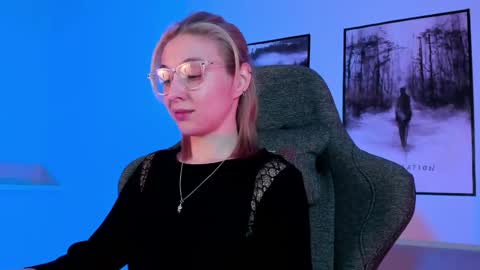 Snapshot of filipinaadams chatting on 03-06-25, 02:41 cap and Lana online show from 03-06-25, 02:41