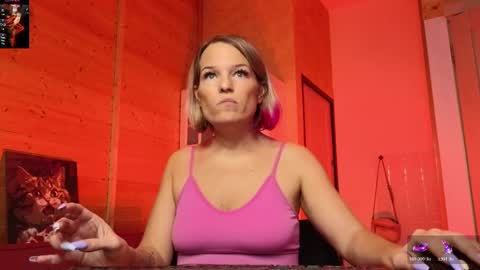 Lady online show from 03-26-26, 02:44