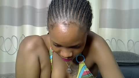 fine_queen12 online show from 12-12-24, 06:03