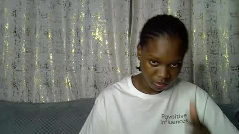 fine_queen12 online show from 03-22-26, 12:30